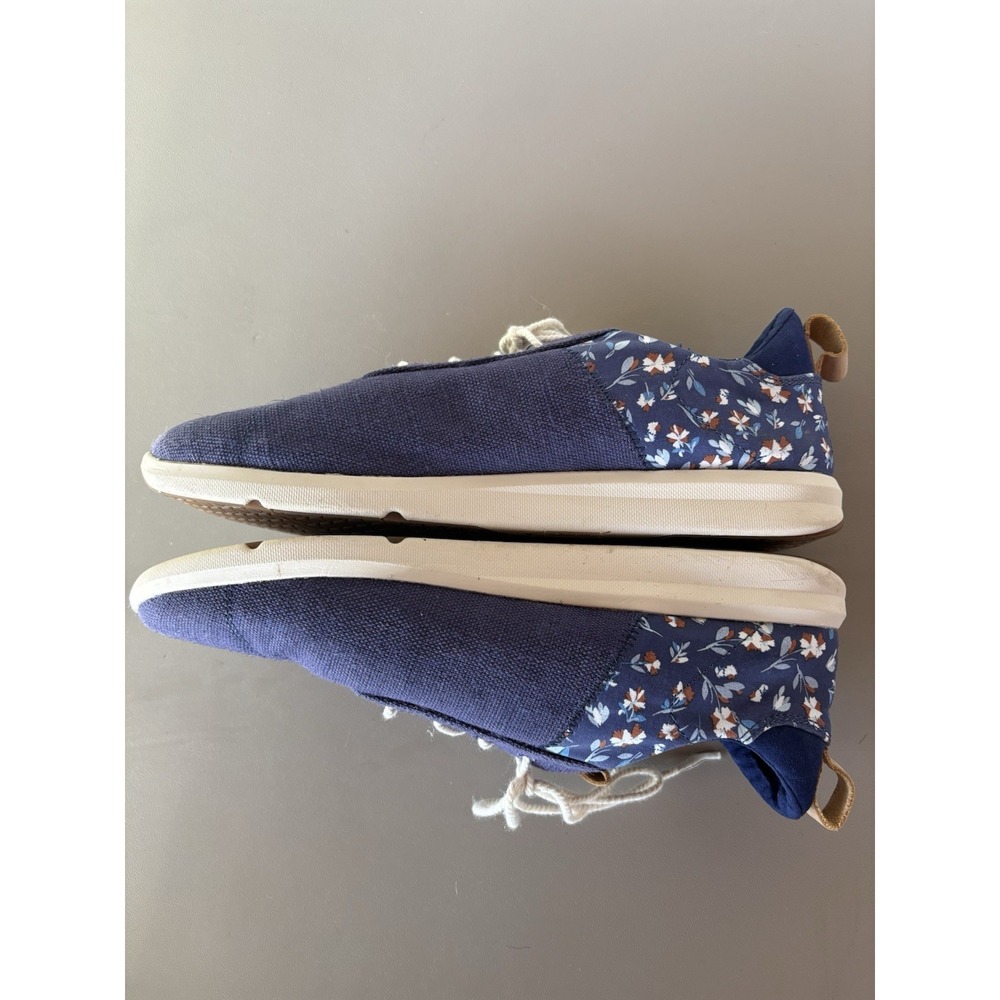 TOMS Cabrillo Lace Sneaker Shoes Casual Navy Floral Women's Size 11 W - Picture 8 of 8